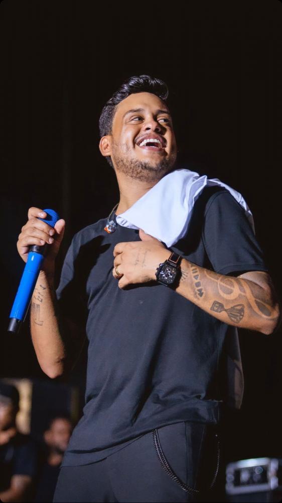 Secretário de Cultura confirma Thiago Aquino no 