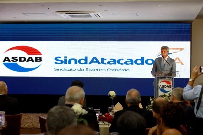Governador assina atualização de decreto que garante mais competitividade ao setor atacadista da Bahia