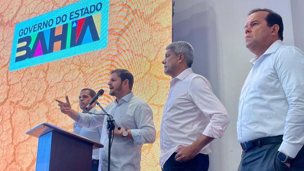 Secretário de Agricultura participa de reunião sobre plano emergencial dos impactos da seca