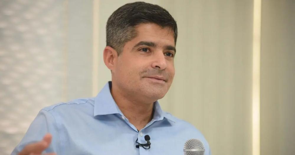 ACM Neto estaria disposto a formar chapa com Tarcísio em 2026, diz coluna