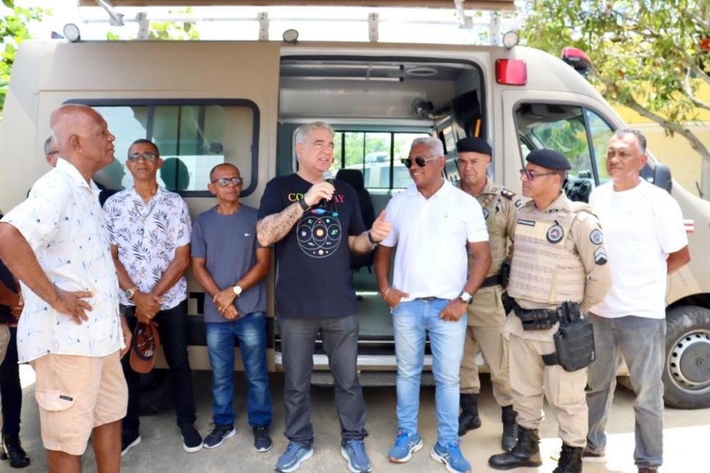 Por emenda de Zé Neto, Cabuçu, Bom Jesus e região de Saubara recebem nova Base Móvel da Polícia Militar