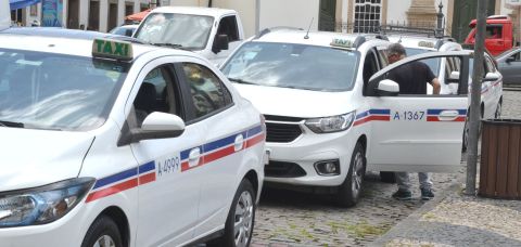 Volume de serviços na Bahia caiu 0,6% em novembro de 2023, aponta IBGE