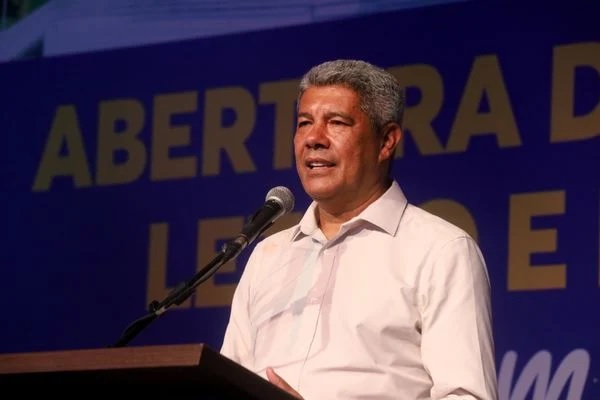 Governador fala sobre obras na região de Feira de Santana