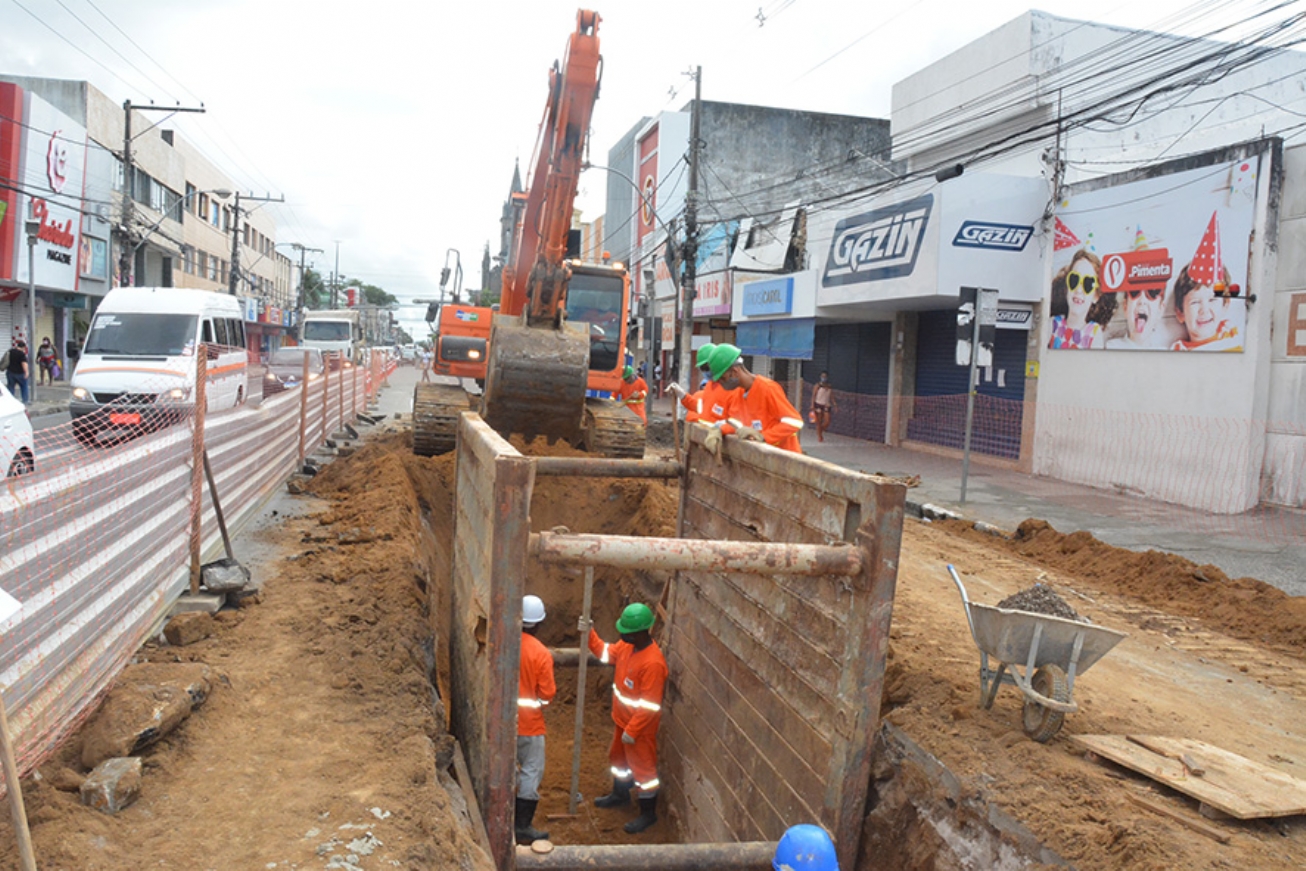 Estudo vai apresentar soluções para alagamentos de ruas em Feira de Santana