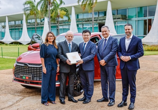 Obras da BYD em Camaçari começam nas próximas semanas, dizem executivos da montadora