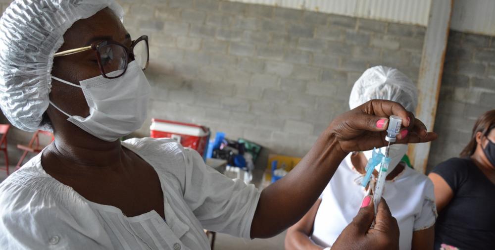 Feira de Santana é uma das cidades que receberão vacinas contra dengue