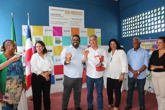 Unidade de medida socioeducativa de Feira de Santana ganha computadores, livros e requalificação das instalações