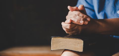 Brasil tem mais templos religiosos do que hospitais e escolas juntos 