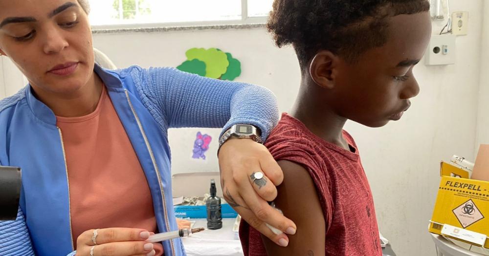 Mais de 640 crianças imunizadas no Dia D de Combate à Dengue