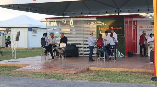 No extremo Oeste da Bahia, banco movimenta mais de R$ 100 mi em evento agro; saiba detalhes