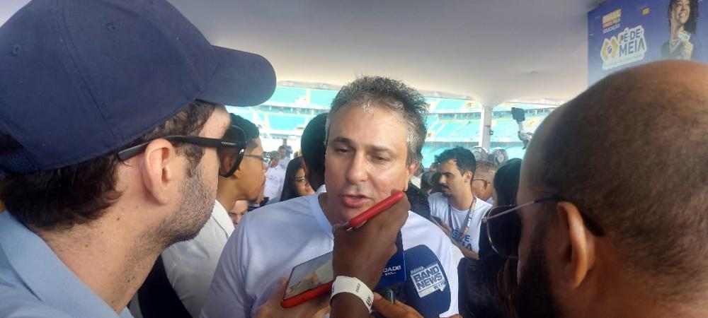 Ministro da Educação vem a Bahia para lançamento do Programa Pé-de-Meia