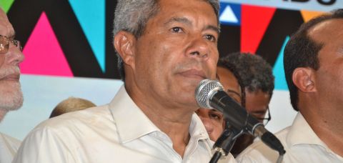 PT celebra 44 anos em ato sem Jerônimo Rodrigues