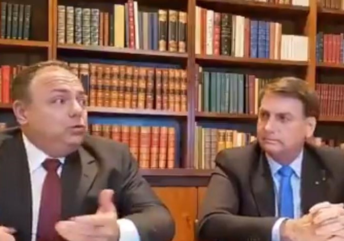 'Lamento as mortes mas vamos tocar a vida', diz Bolsonaro'; para Pazuello, BR está mais preparado