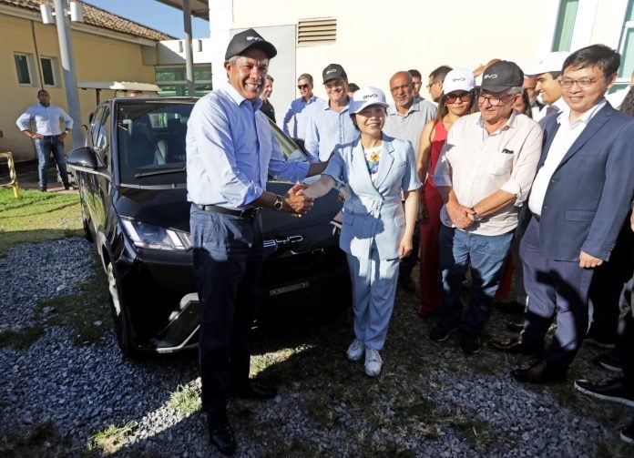 BYD anuncia R$ 5,5 bilhões na implantação de fábrica na Bahia, quase o dobro do previsto inicialmente