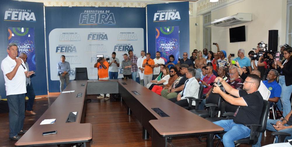 Bell Marques, Léo Santana e Durval Lelys entre as atrações confirmadas da Micareta de Feira