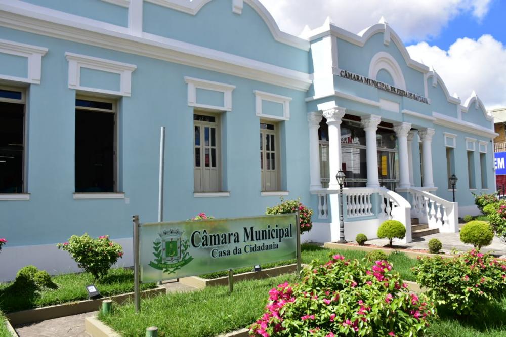 Prefeitura entrega à Câmara projeto de lei de reajuste do salário de professores, agentes comunitário de saúde e endemias