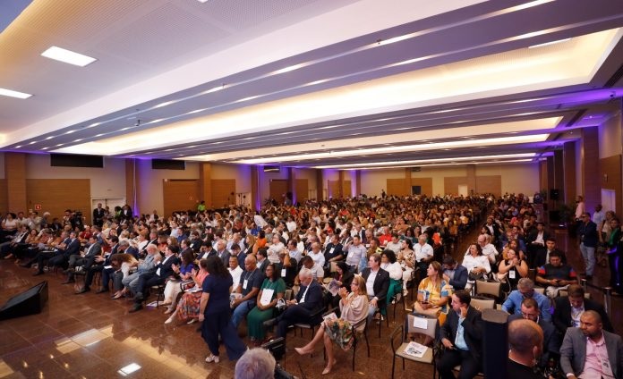 Governos do Estado e Federal firmam acordo para modernizar e agilizar processos administrativos