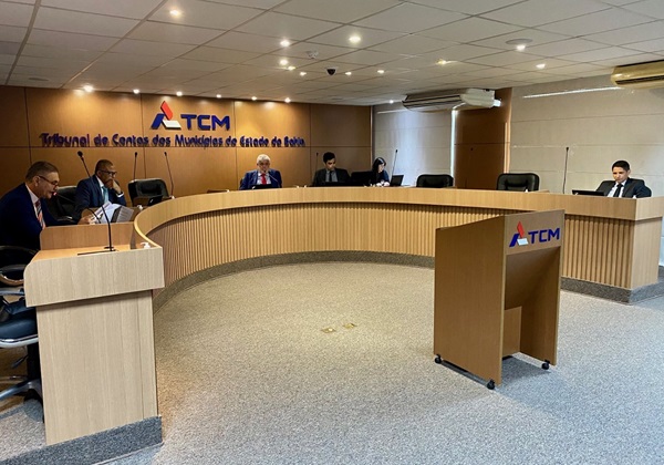 TCM julga como regular contas de 11 câmaras de vereadores