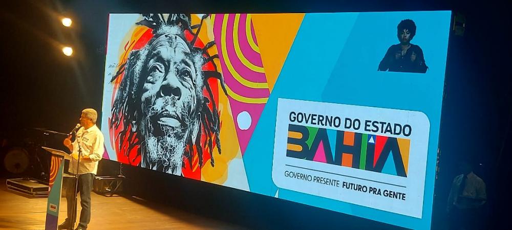 Jerônimo Rodrigues divulga ações do Estado na Micareta de Feira 