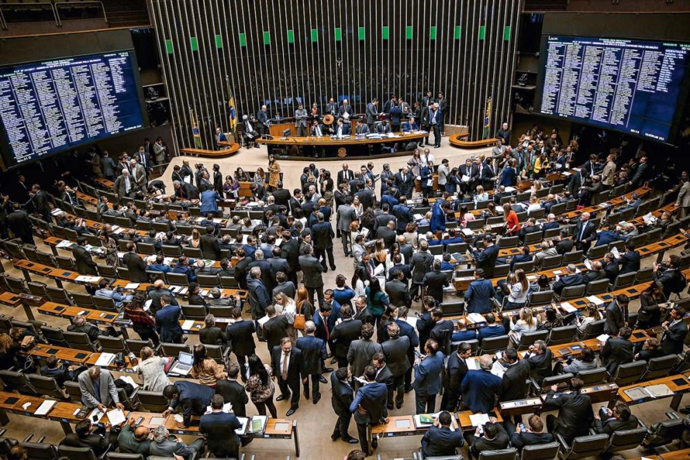 Cinco deputados baianos votaram para libertar Chiquinho Brazão
