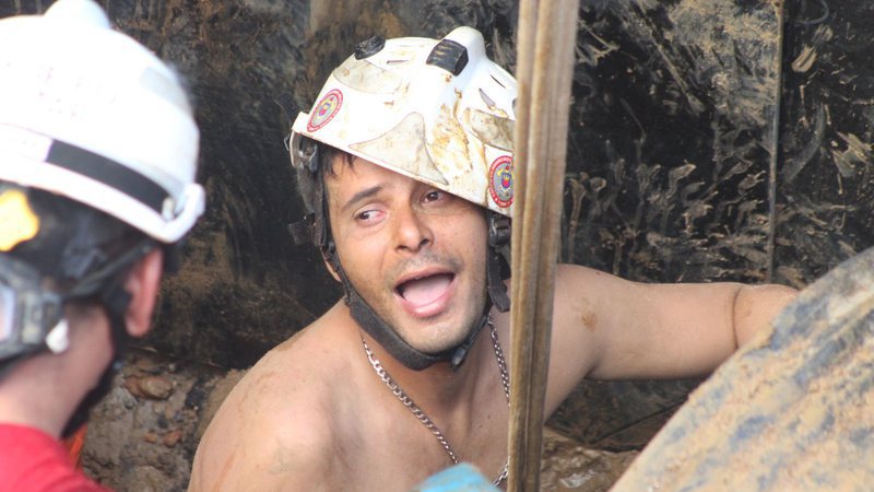 MPT abre inquérito para apurar acidente com operário preso em tubulação na Saramandaia