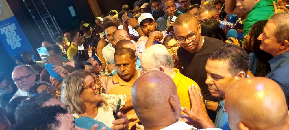 José Ronaldo diz que não tem inimigos na política 