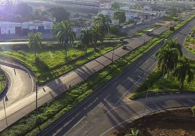 VIABAHIA sinaliza acesso para quem pegar a BR- 324 entre os dias 18 a 21 de abril