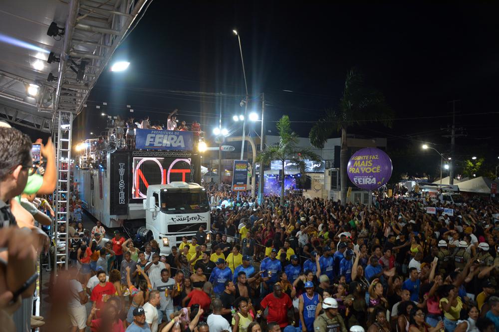 Ambulantes reclamam das vendas realizadas na Micareta de Feira