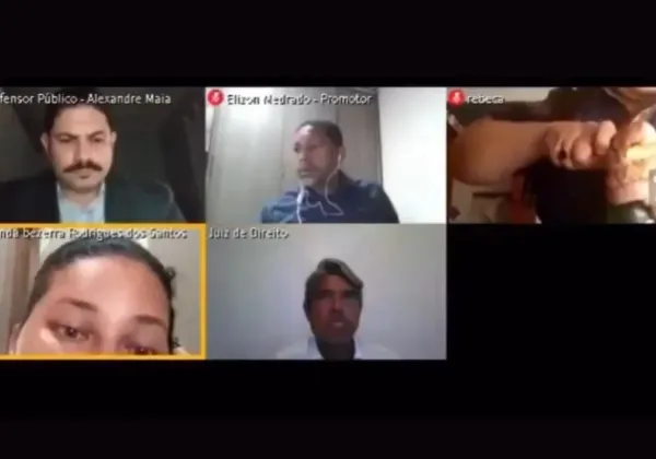 Ré terá que pagar dez salários mínimos por beber cerveja durante audiência online