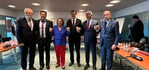 Governador encerra missão na Europa em encontro com entidades alemãs