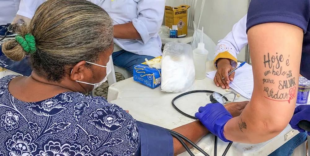 Diabéticos têm um grande risco de desenvolver hipertensão