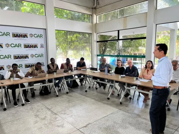 Delegação da Angola visita projeto baiano referência global em inclusão produtiva