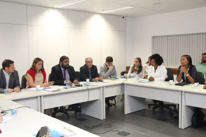 Governo da Bahia atende familiares de vítimas da explosão da Fábrica de Fogos em Santo Antônio de Jesus