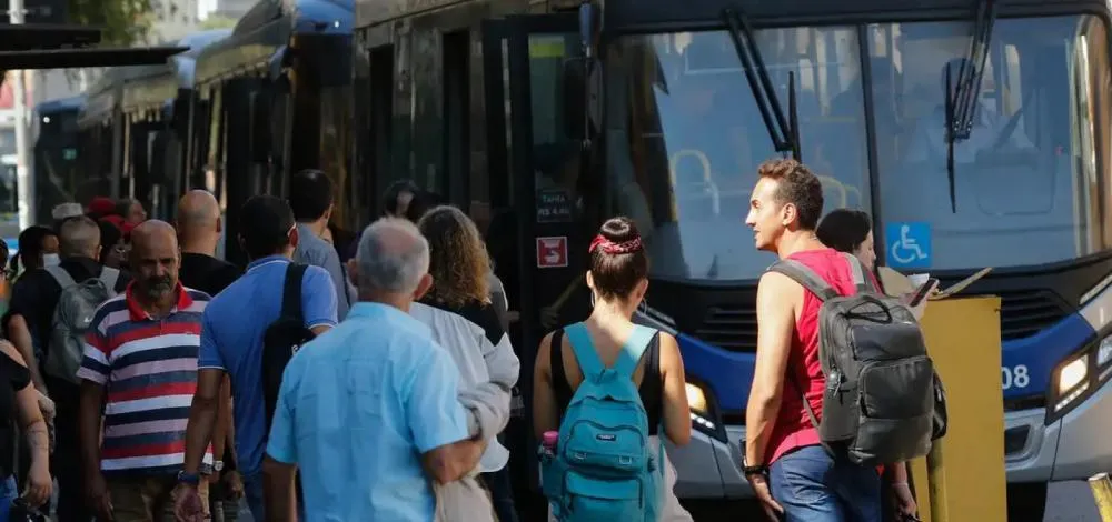 Comissão do Senado vota passe livre para estudantes nesta terça-feira