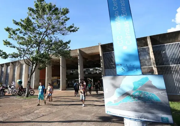 Professores de pelo menos 25 universidades optaram pelo fim da greve