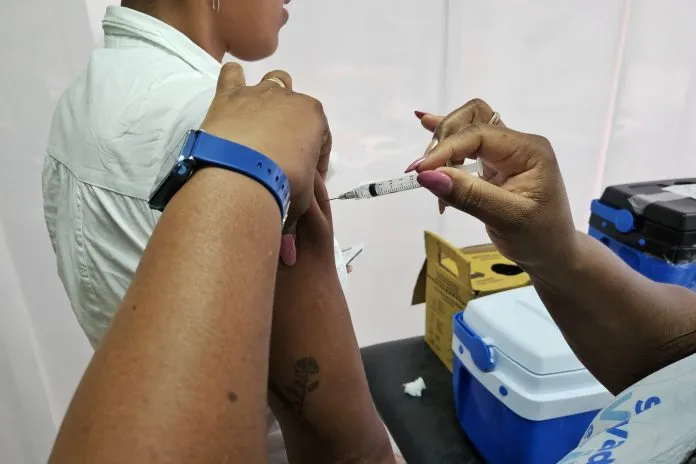 Bahia amplia público-alvo para vacinação contra a Covid-19