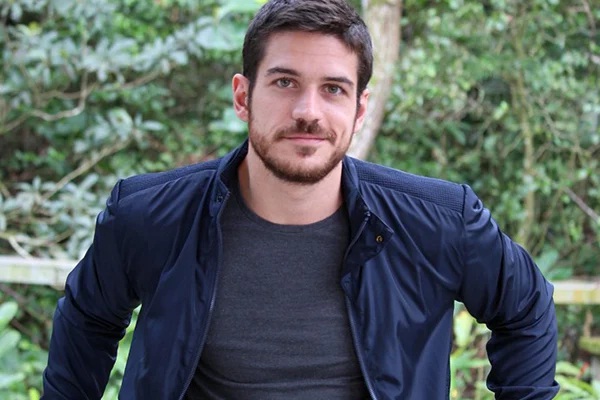 Marco Pigossi tem vergonha de Fina Estampa: 'Deveria ser proibida de reprisar'