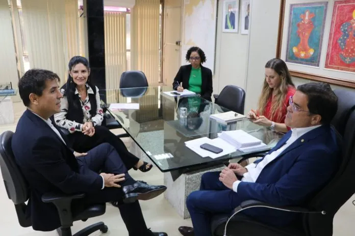 Protocolo de intenções assinado entre Governo da Bahia e Consórcio Enseada-Tenenge prevê reativação do Estaleiro em Maragogipe