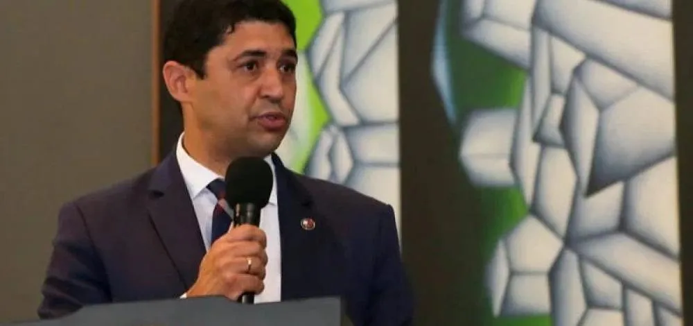 Supremo recebe pedido para investigar suposto golpismo de CGU de Bolsonaro