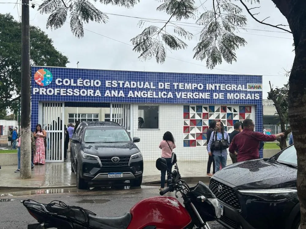 Jerônimo Rodrigues inaugura 3ª escola de tempo integral em Feira de Santana