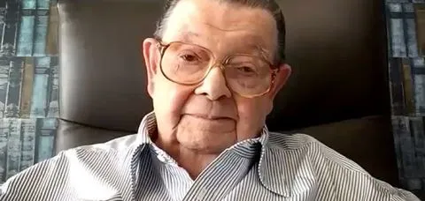 Morre Delfim Netto, ex-ministro da Fazenda, aos 96 anos
