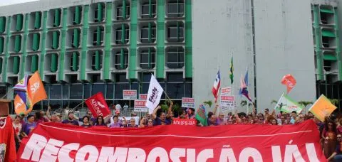 Universidades estaduais da Bahia fazem paralisação acadêmica, por 24h, hoje (19)