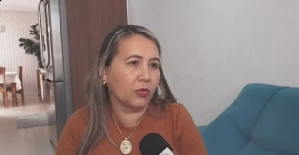 Mãe de adolescente com espectro autista se revolta após escola proibir filho de levar lanche na Bahia