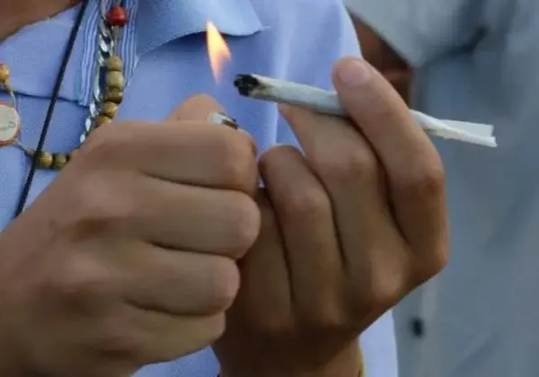 STJ julga recurso e aplica descriminalização do porte de maconha