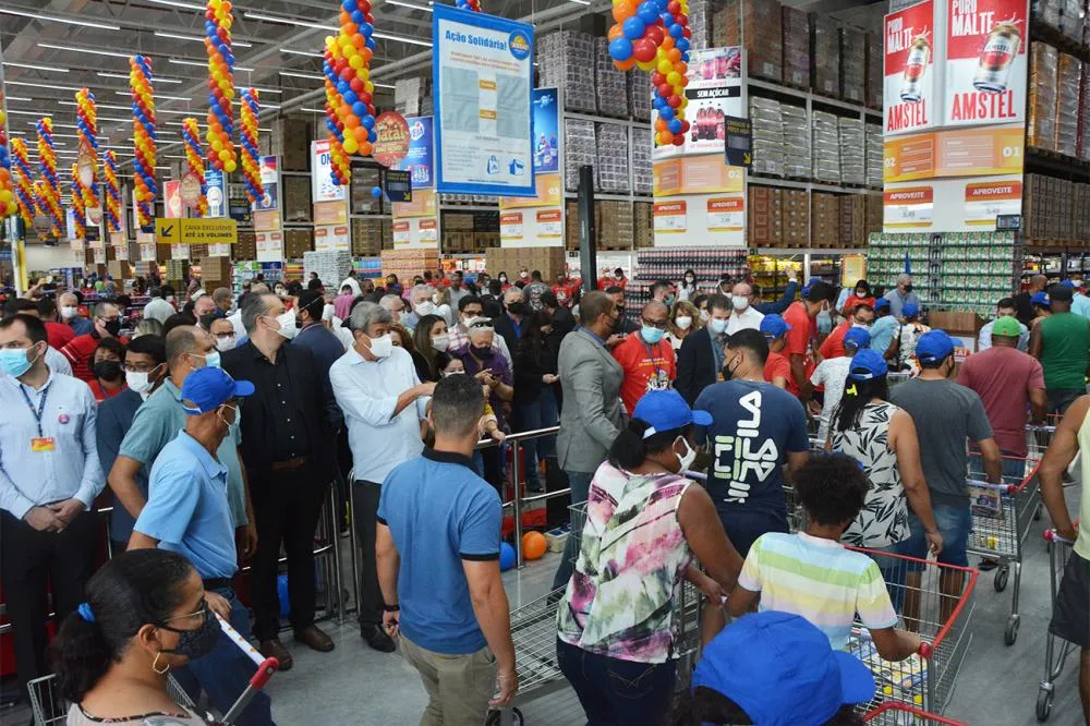 Impacto do crescimento do comércio atacadista em Feira de Santana