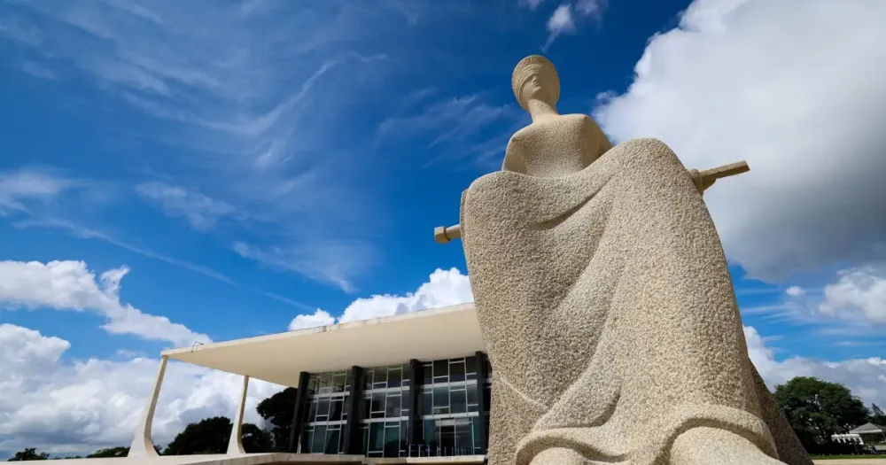 Revisão da vida toda do INSS tem quatro votos contrários no STF