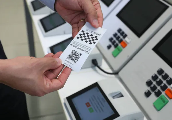 TSE autoriza participação de observadores nas eleições de outubro