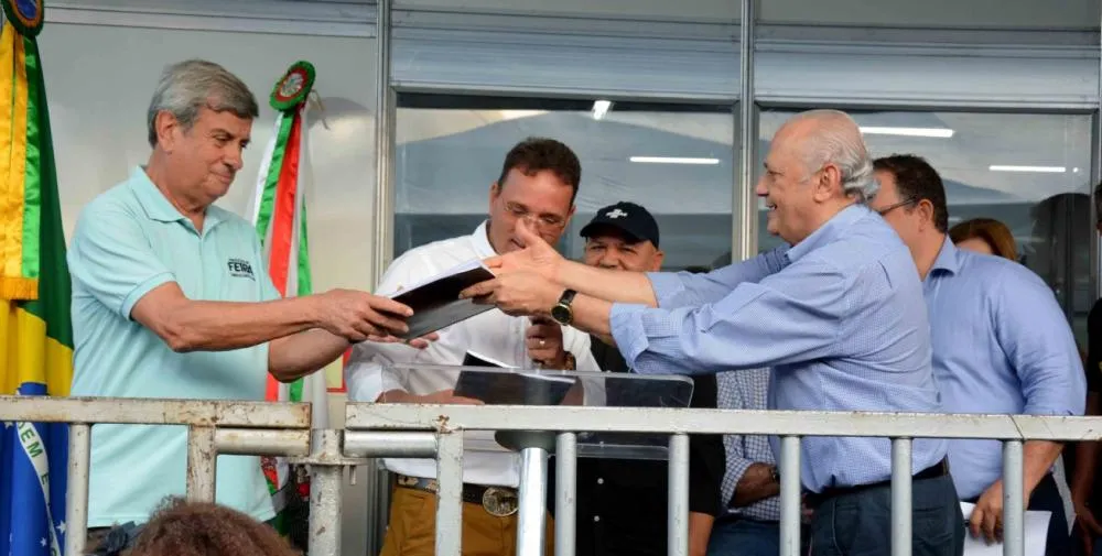 Expofeira: Mil embriões bovinos e 800 caprinos de alta qualidade genética serão doados a pequenos produtores