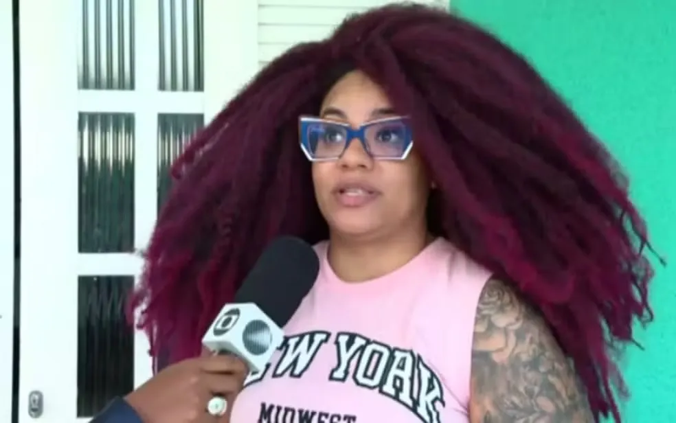 Cantora denunciou racismo em SAC de Lauro de Freitas — Foto: TV Bahia