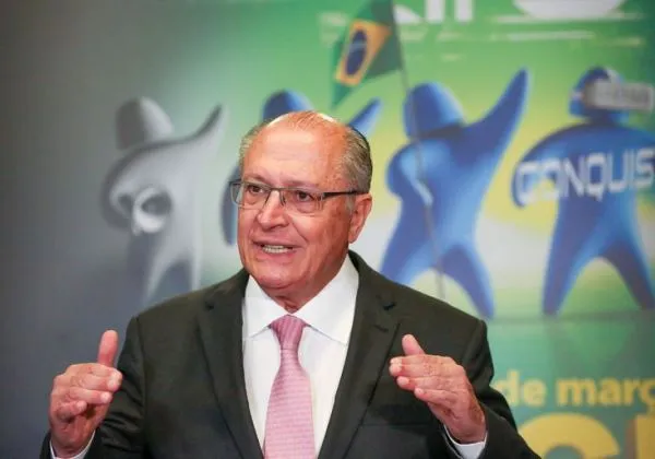 Resultado do PIB do Brasil é o 3º melhor dos países do G20, diz Alckmin